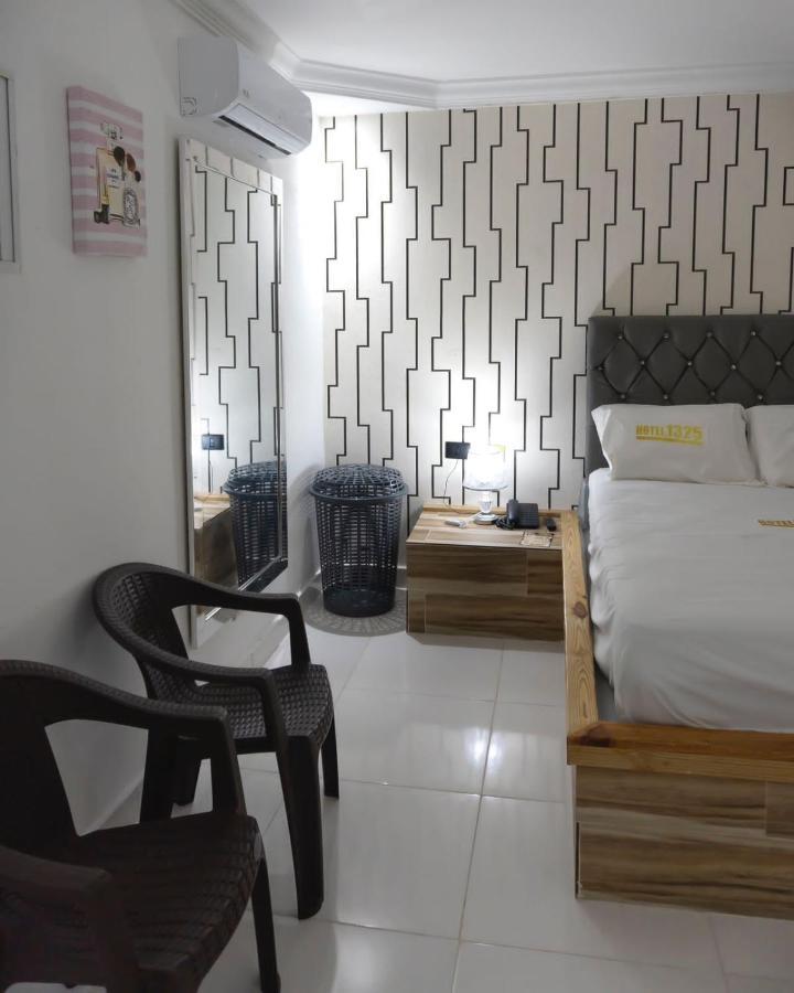 Hotel1325 Bani Luaran gambar