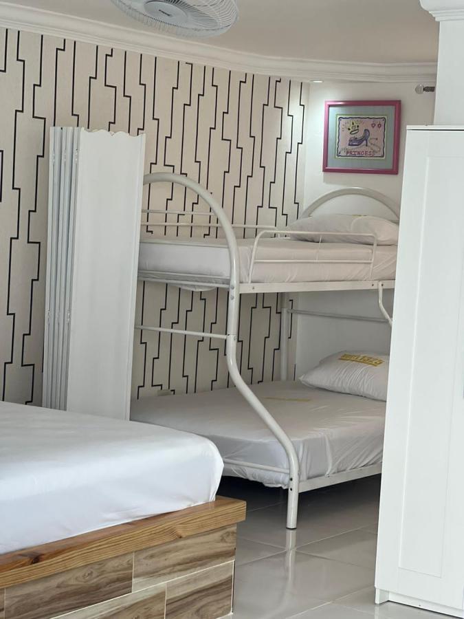 Hotel1325 Bani Luaran gambar