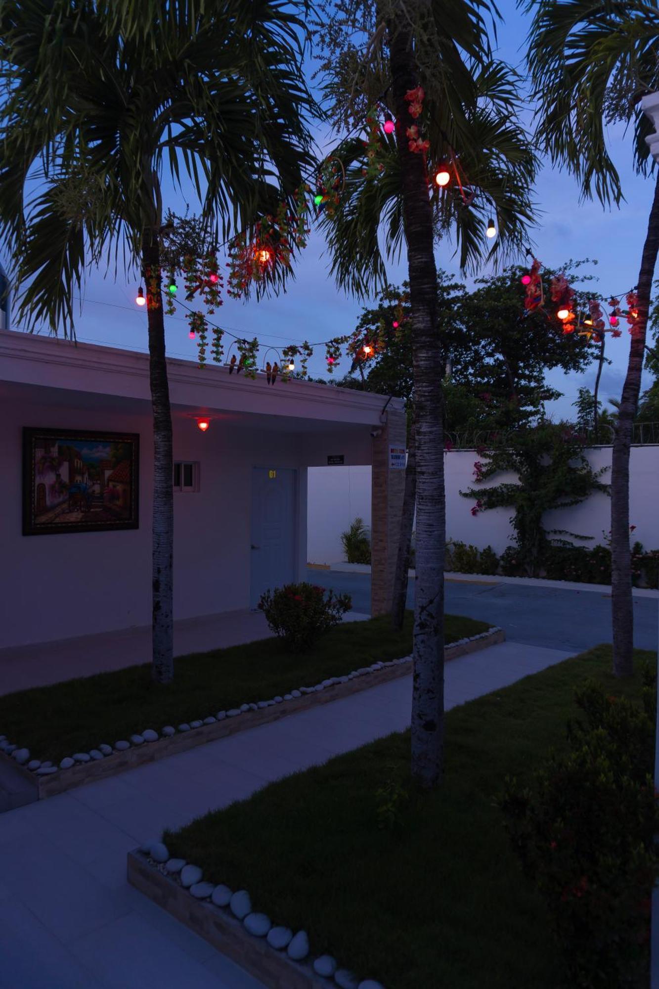 Hotel1325 Bani Luaran gambar