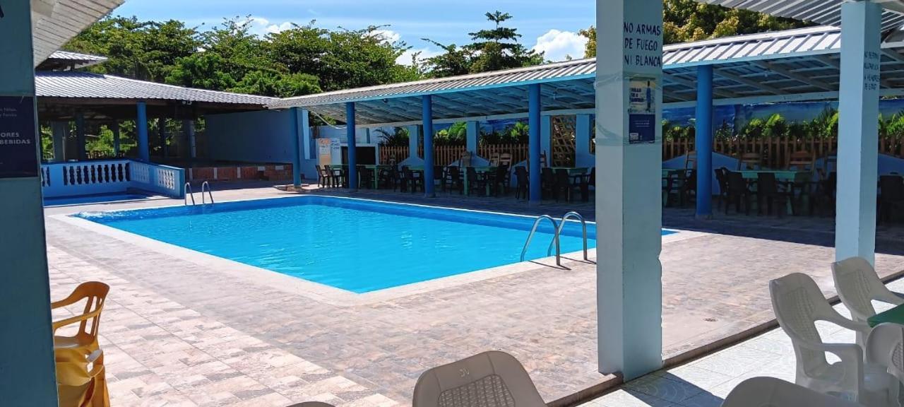 Hotel1325 Bani Luaran gambar