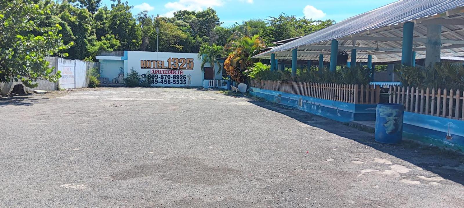 Hotel1325 Bani Luaran gambar